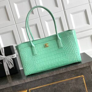 Chanel Tote Bag