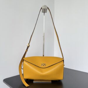 Balenciaga LE 7 Shoulder Bag